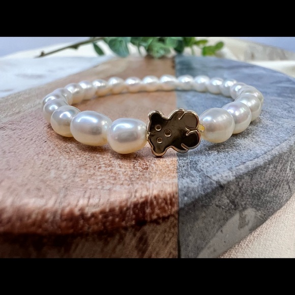 Beautiful Genuine White Pearl Stretch Bracelet 14K With Bear Motif - Picture 9 of 11
